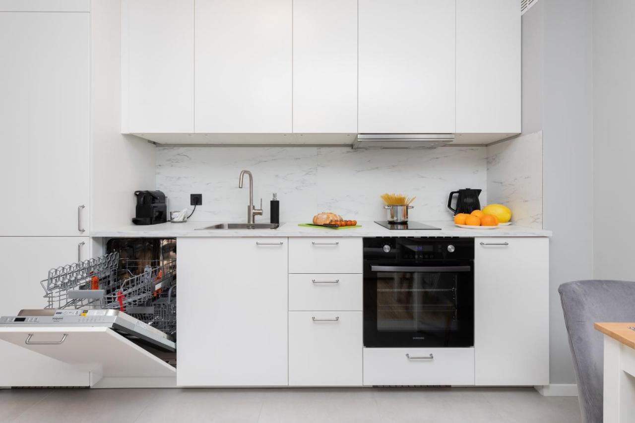Gdynia Nasypowa Apartments With Parking By Noclegi Renters Exterior photo